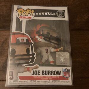 🤩 BOGO 🤩 Funko Pop Football - Joe Burrow #159